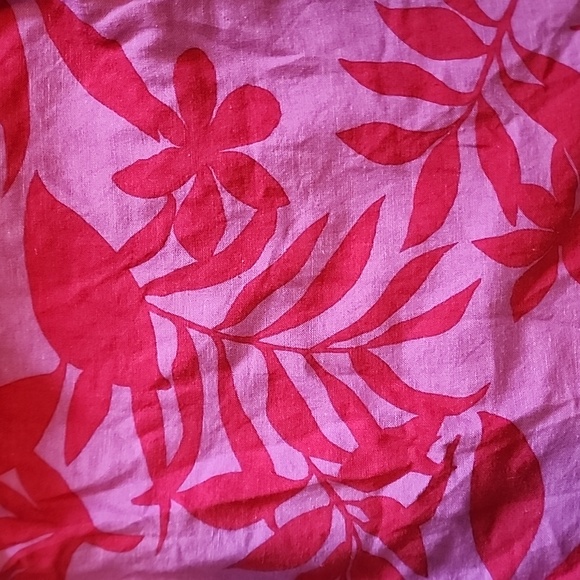 Old Navy Womens Medium one sleeve tank - Picture 3 of 3